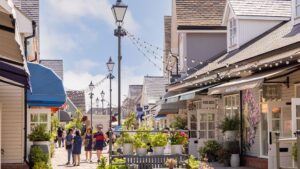 bicester-village-01-1920x1080-1